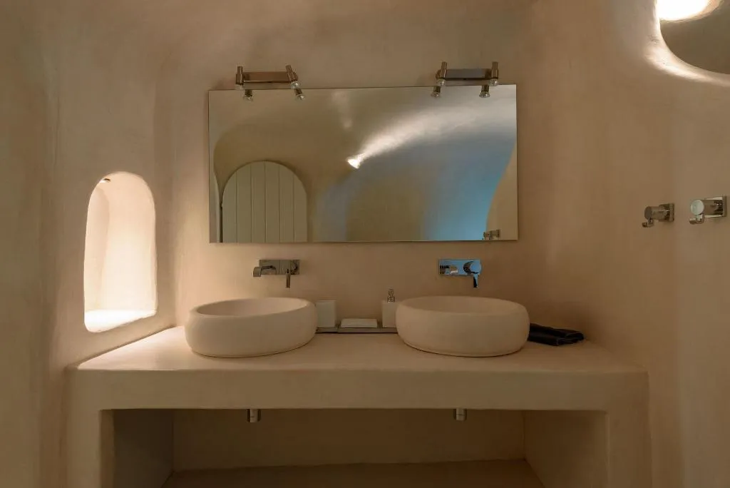 SUITE HONEYMOON Room, Kapari Natural Resort - member of Unique Lodges Na, Santorini