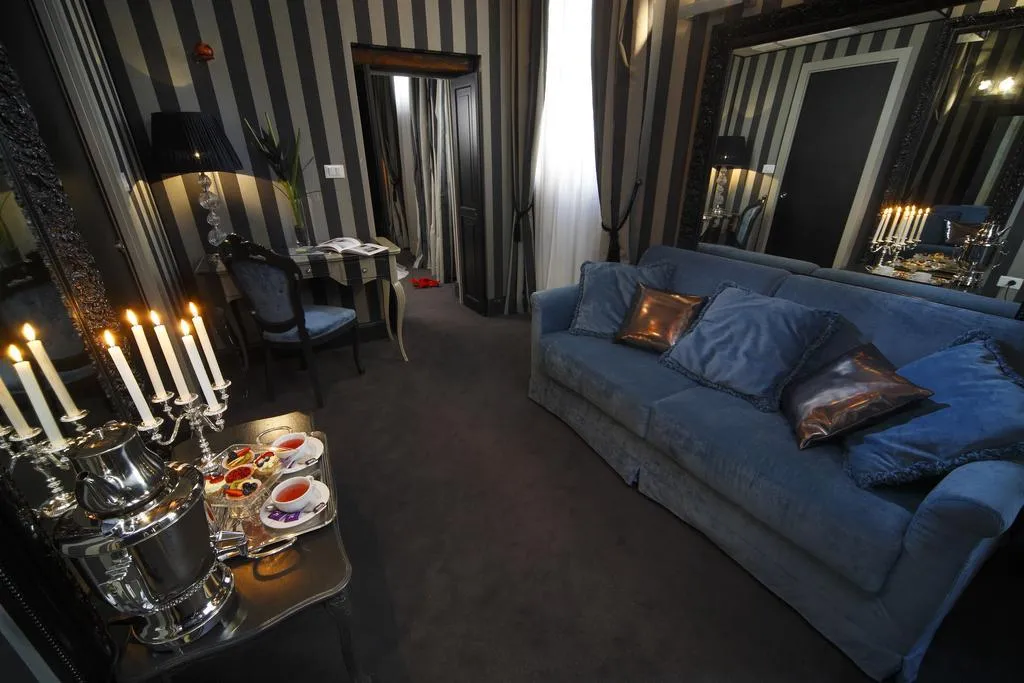 TRIPLE DELUXE Room, AD Place Venice, Venice