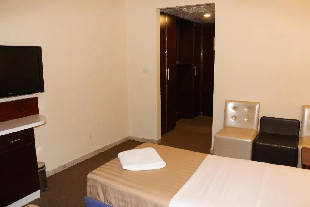 TWIN STANDARD Room, Mariana Hotel, Dubai