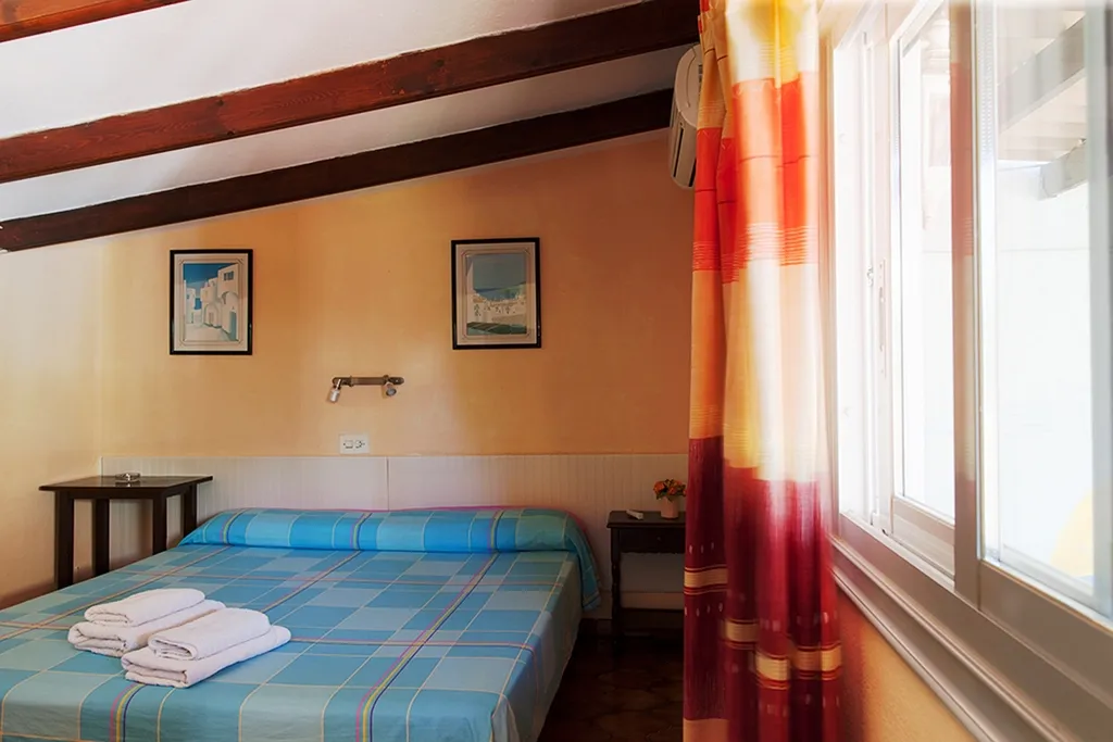 Room, Horizonte, Menorca