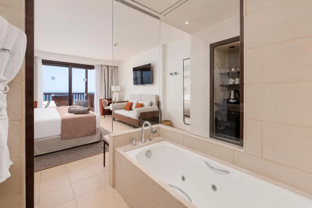 Double or Twin DELUXE SEA VIEW Room, Barcelo Tenerife Royal level, Tenerife