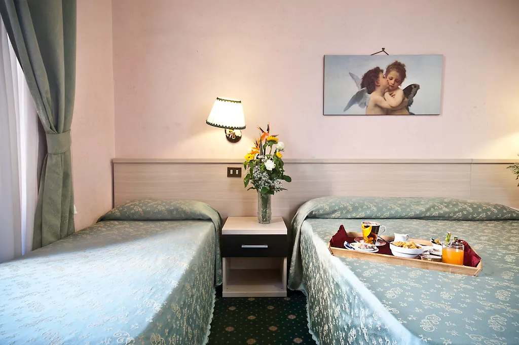 TRIPLE STANDARD Room, Priscilla, Rome