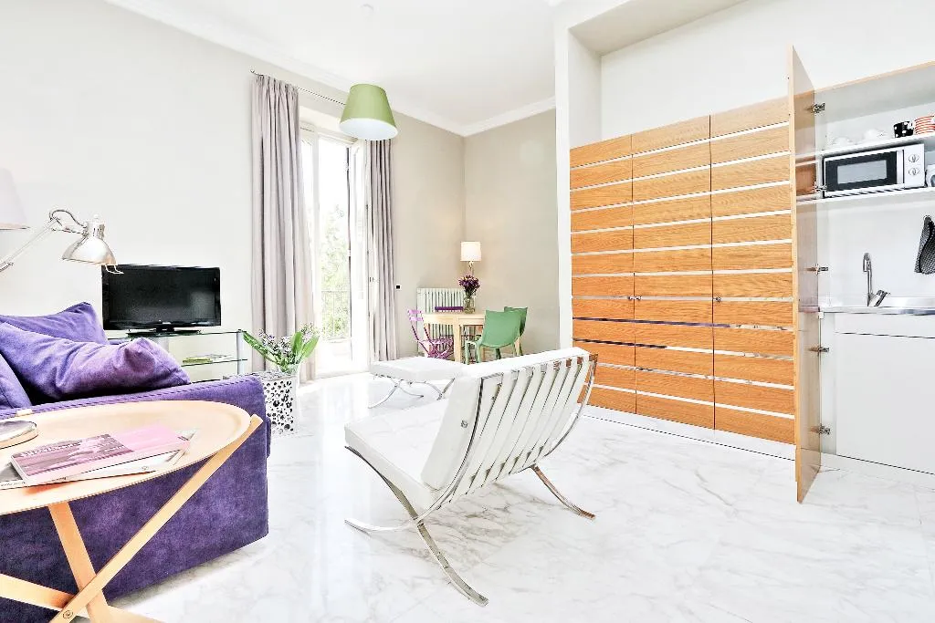 APARTMENT CAPACITY 4 ONE BEDROOM Room, Fontana Più Stella Apartments, Rome