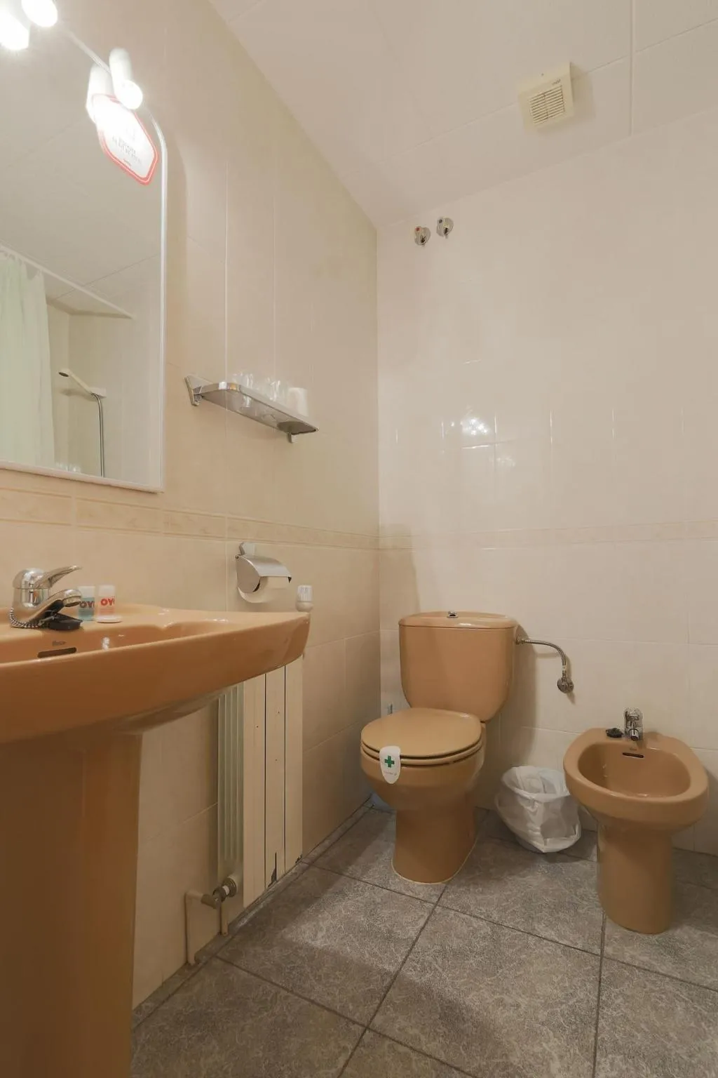 Room, Hostal Montserrat, Barcelona