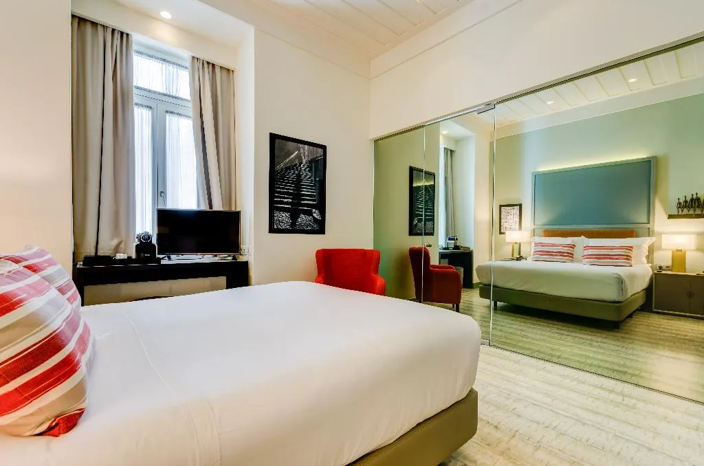 FAMILY ROOM STANDARD Room, Vincci Baixa, Lisbon