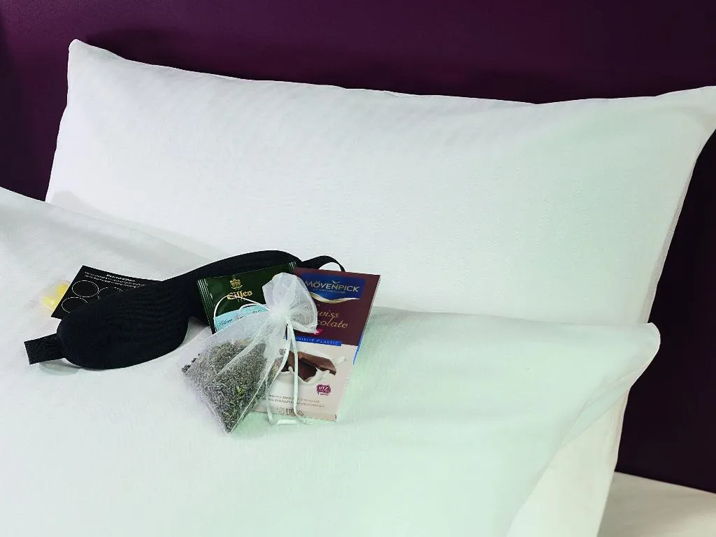 Room, Movenpick Hotel Amsterdam City Centre, Amsterdam