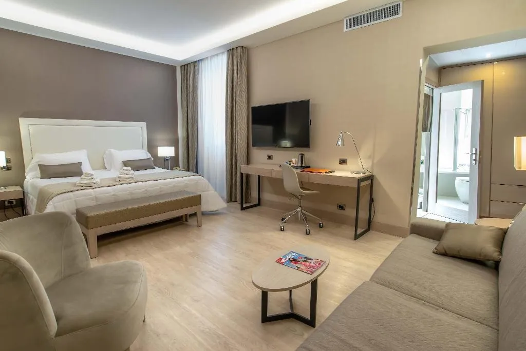 JUNIOR SUITE STANDARD Room, Genova, Rome