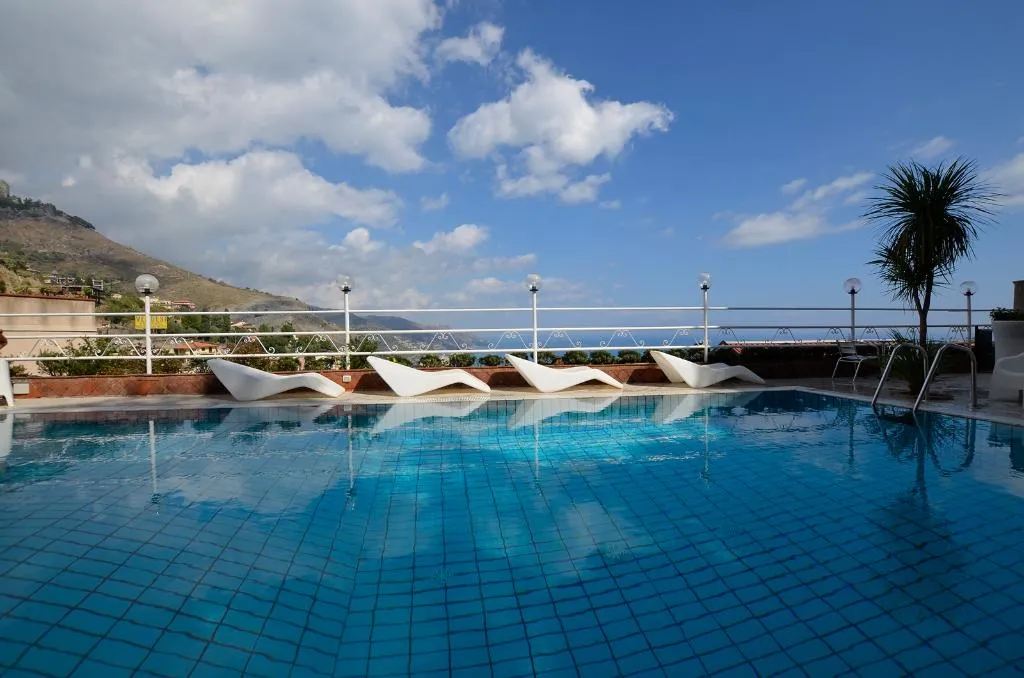 Pool, Splendid Hotel Taormina - Handwritten Collection, Taormina