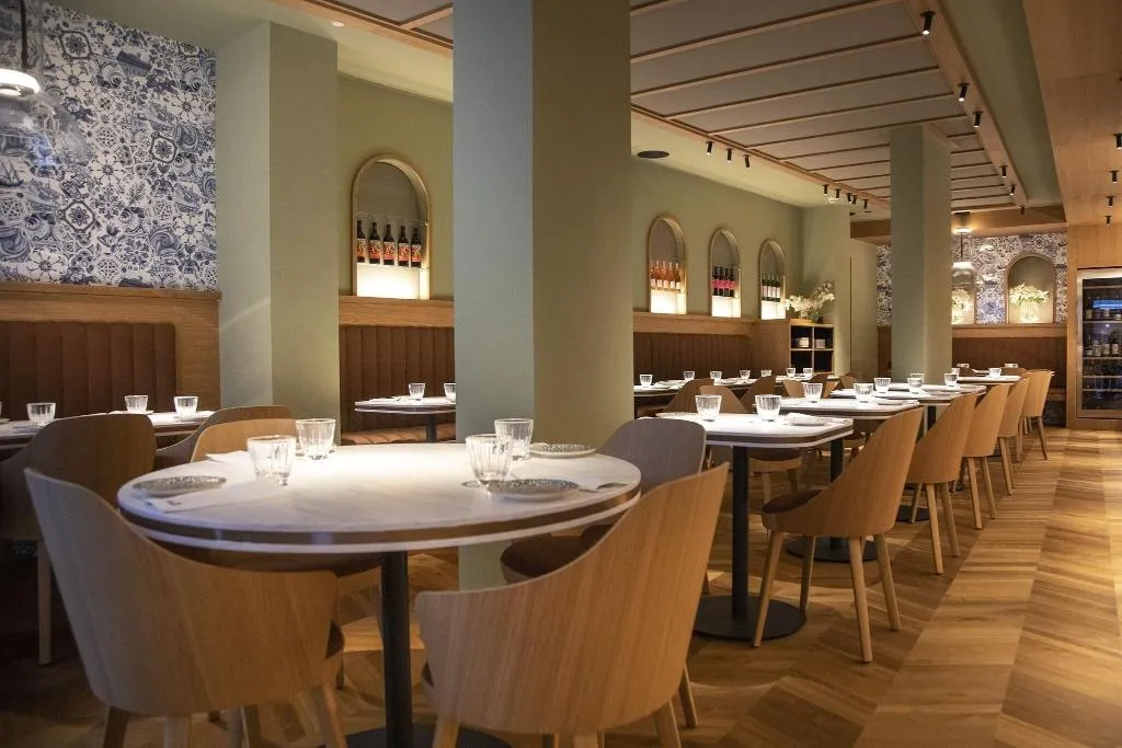 Restaurant, Mercer EME Catedral Hotel, Seville