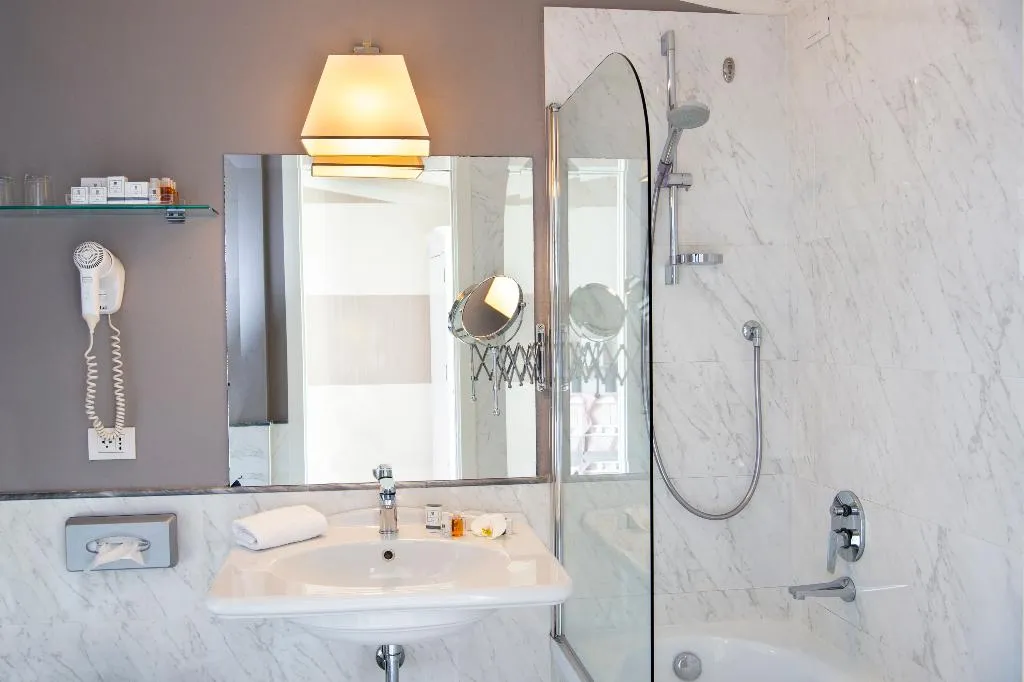 DOUBLE STANDARD Room, Rapallo, Florence