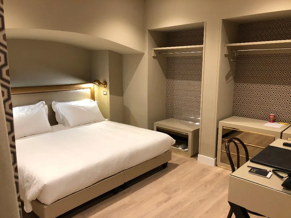 DOUBLE DELUXE Room, Caruso Place - Luxury Rooms & Suites, Naples