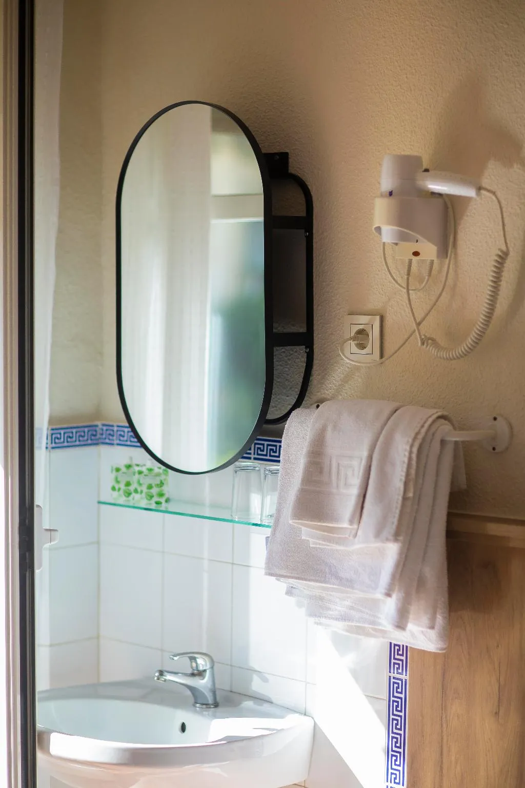 DOUBLE Shared internal bathroom Room, Pensión dulces sueños, Seville