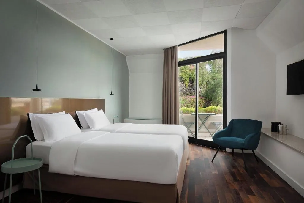 TWIN SUPERIOR WITH BALCONY Room, Four Points by Sheraton Catania Hotel & Conference, Catania