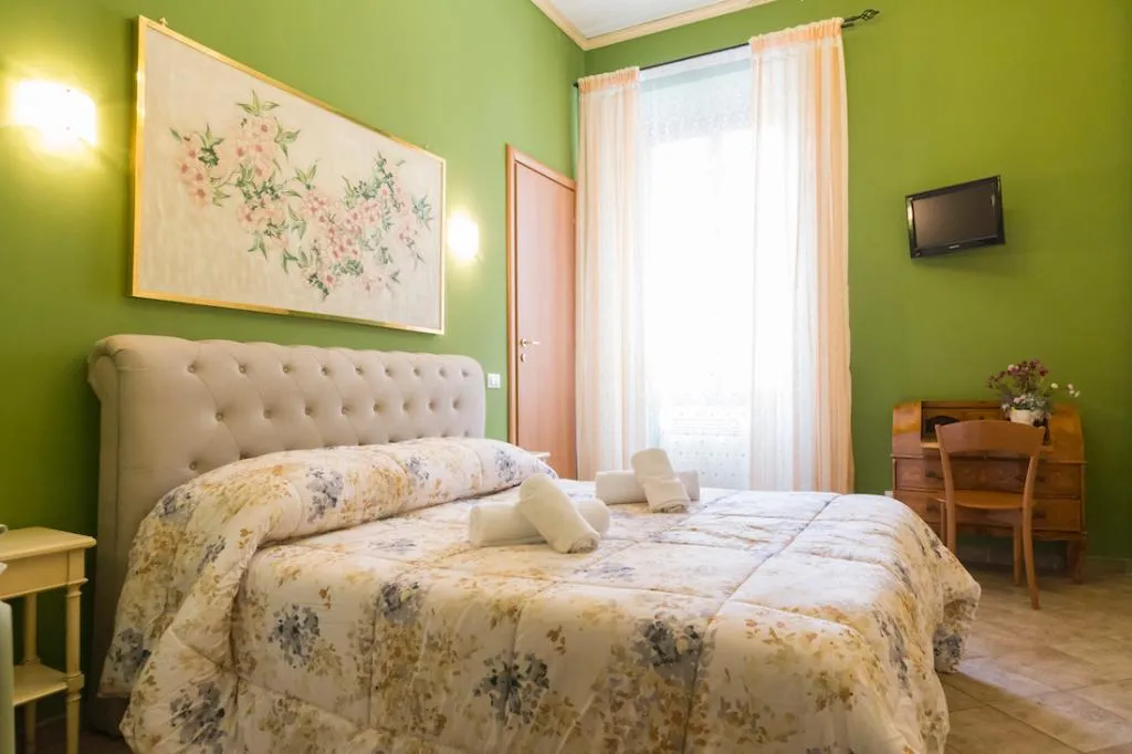 Room, Albachiara Guest House, Naples