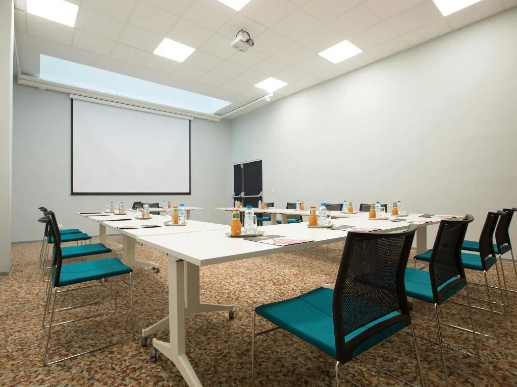 Sports and Entertainment, Ibis Abdelmoumen Casa Centre, Casablanca