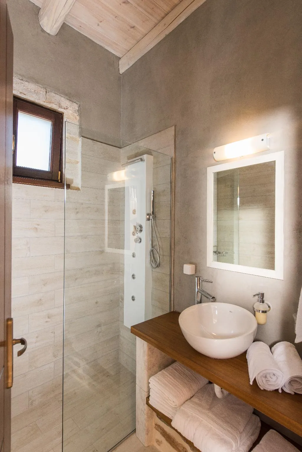 SUITE DELUXE WITH PRIVATE POOL Room, Lameriana Secret Village, Crete
