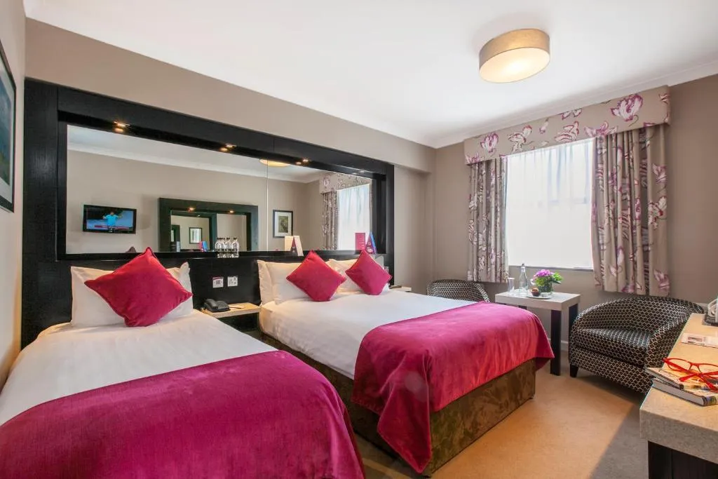 TRIPLE CLASSIC Room, Ashling Hotel, Dublin