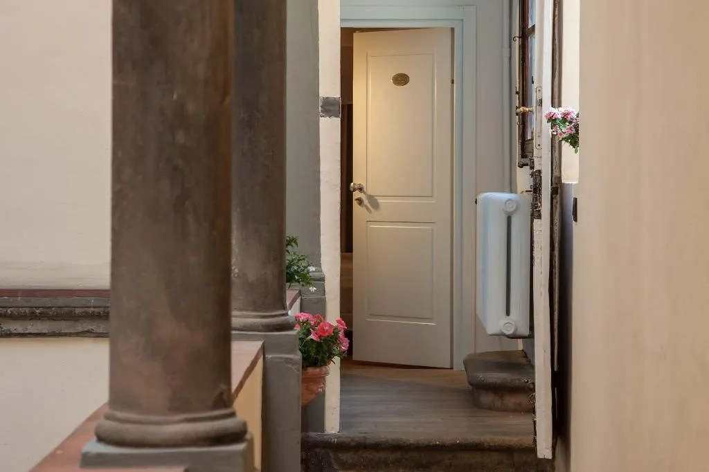 Room, Residenza d'Epoca Borgo Albizi, Florence