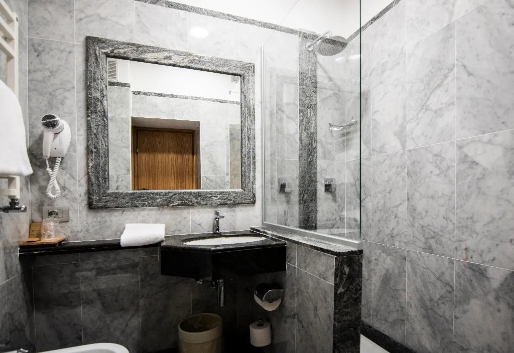 SINGLE STANDARD Room, Giolli Nazionale, Rome