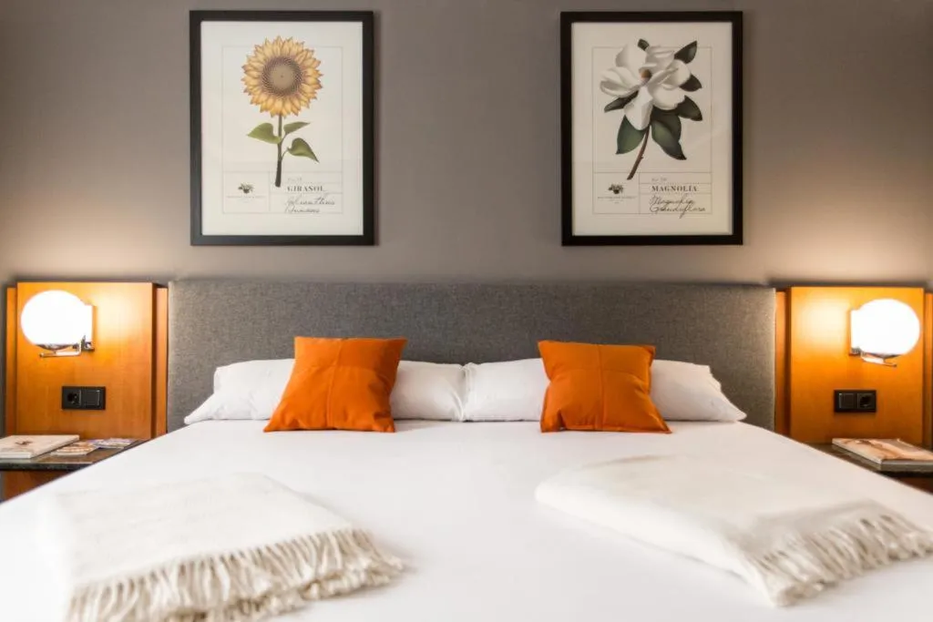 Double or Twin ECONOMY Room, Malcom and Barret, Valencia