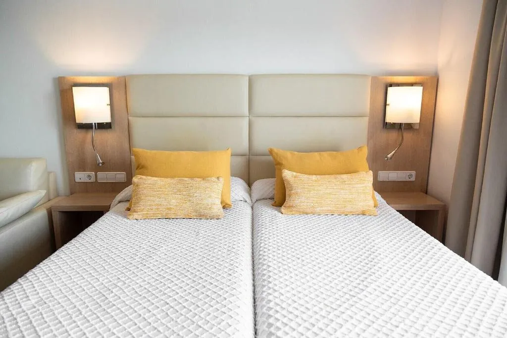 Room, Hostal La Cigüeña, Ibiza