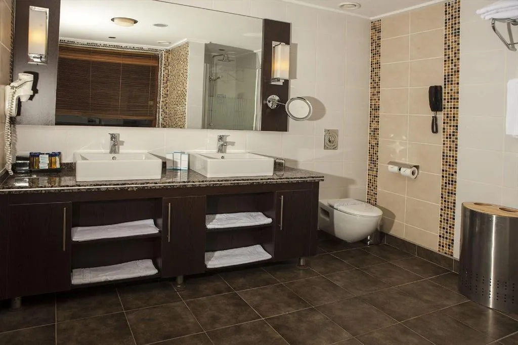 Room, Bera, Antalya