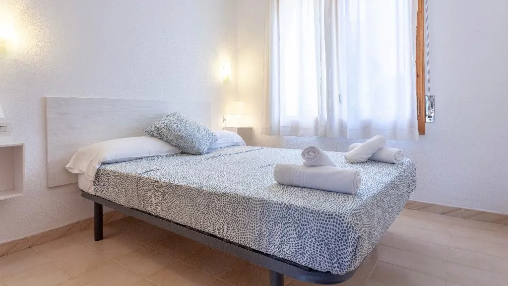 APARTMENT CAPACITY 5 TWO BEDROOMS Room, Royal S´Alguer Apartamentos, Costa Brava