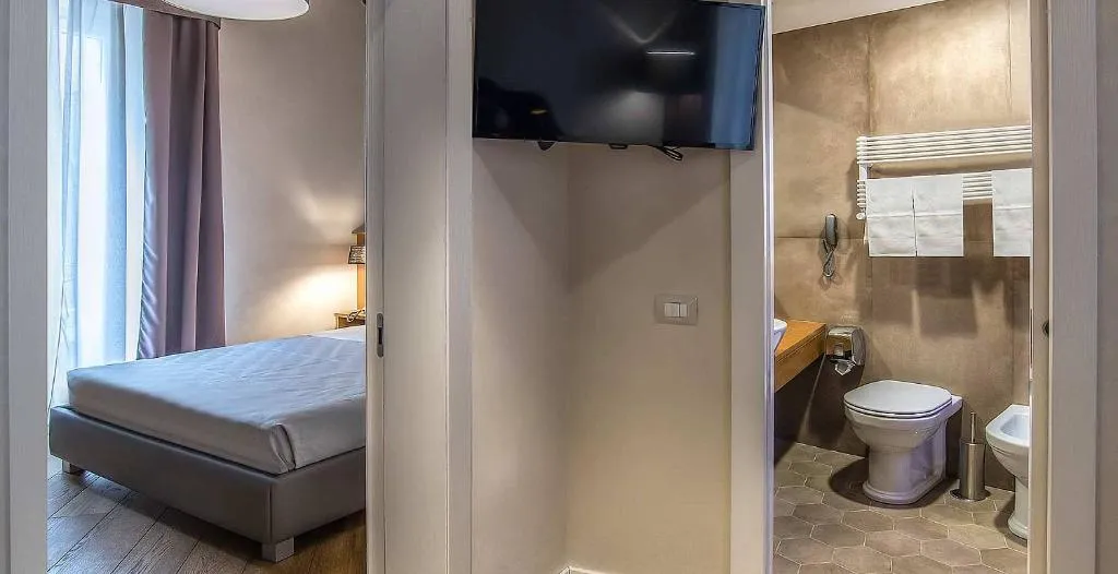 TRIPLE SUPERIOR Room, Elite, Rome