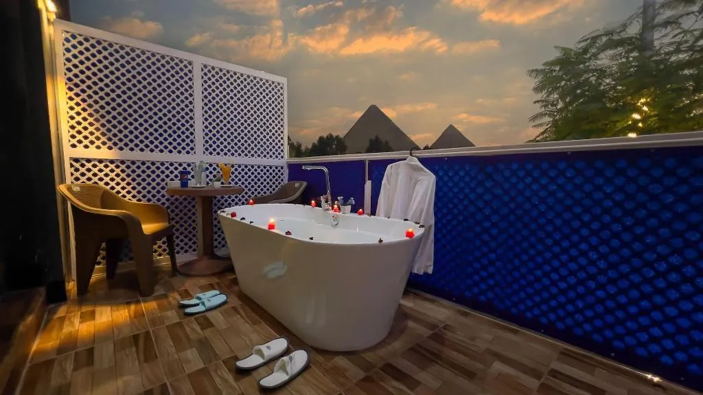 Room, Turquoise Pyramids Hotel, Cairo