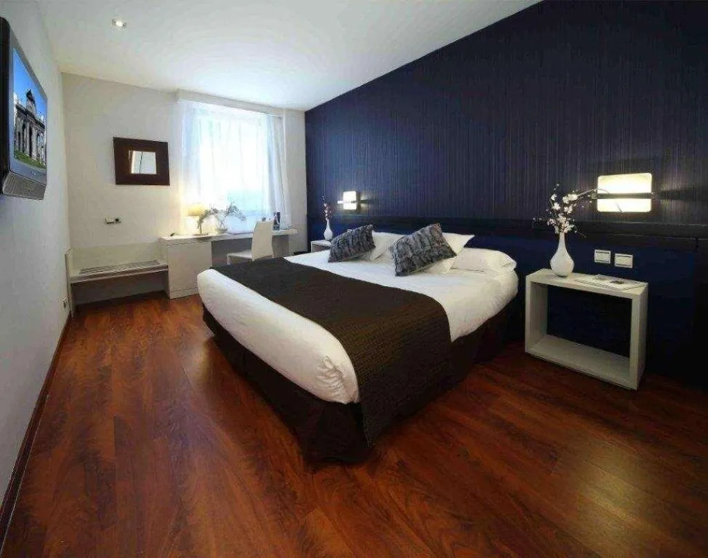 Room, Amura Alcobendas, Madrid