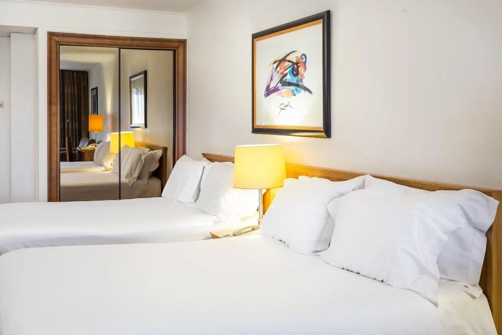Room, Radisson Blu Hotel, Lisbon, Lisbon
