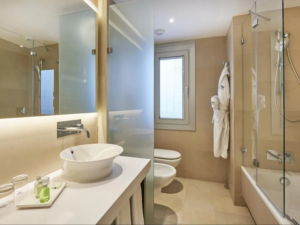 DOUBLE STANDARD Room, NH Sants Barcelona, Barcelona