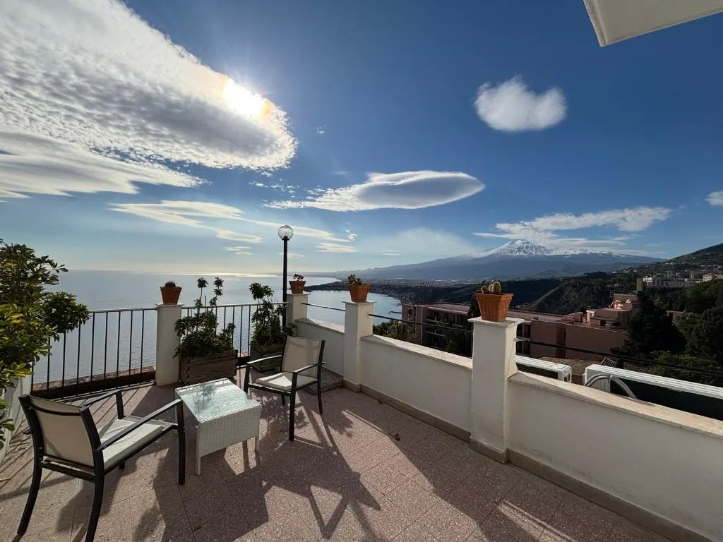 JUNIOR SUITE WITH TERRACE Room, Hotel Elios, Taormina