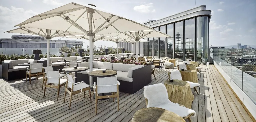 Bar, Hyatt Regency Vienna, Vienna