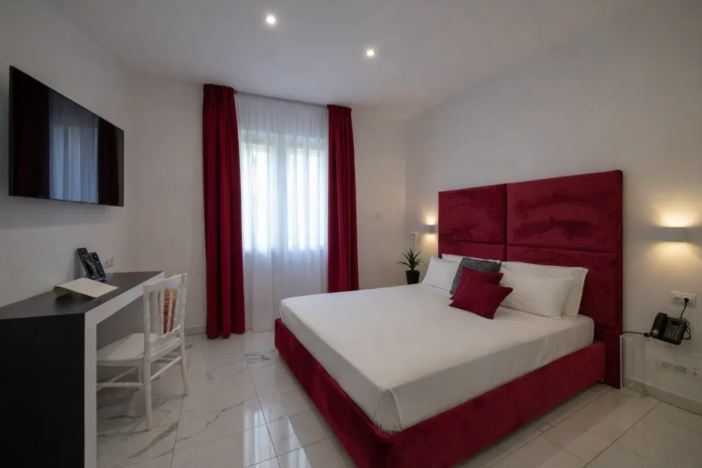 Double or Twin STANDARD Room, Hotiday Pozzuoli, Naples