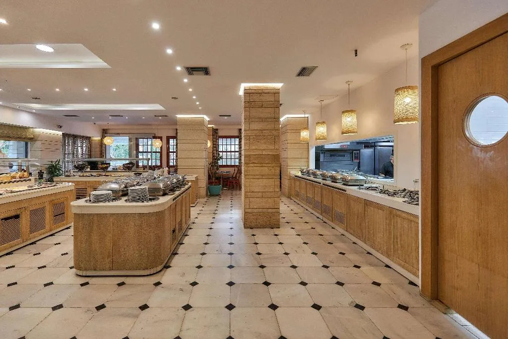 Restaurant, COOEE Kyknos Beach Hotel & Bungalows, Crete
