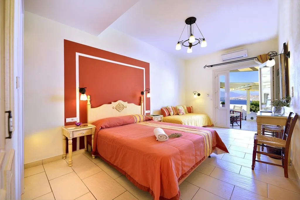 TRIPLE STANDARD Room, Pelican, Mykonos