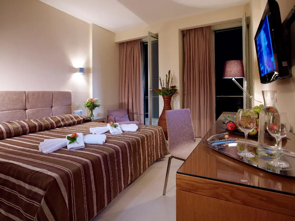 Double or Twin LAND VIEW Room, El Greco Boutique, Crete