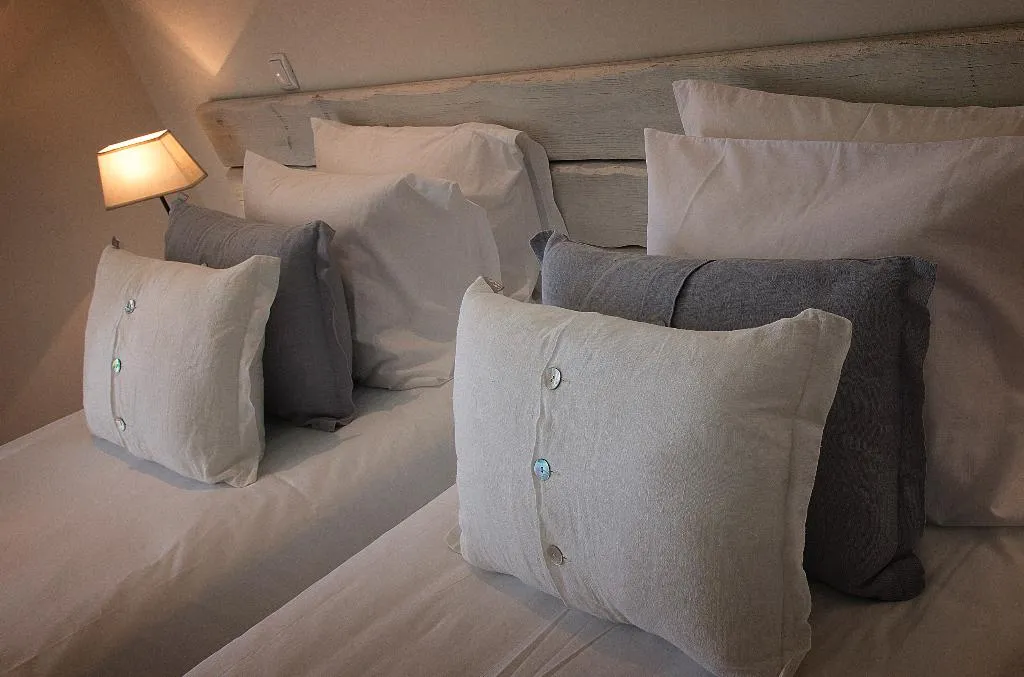 VILLA CAPACITY 4 TWO BEDROOMS Room, Sunset Village by Flagworld, Algarve