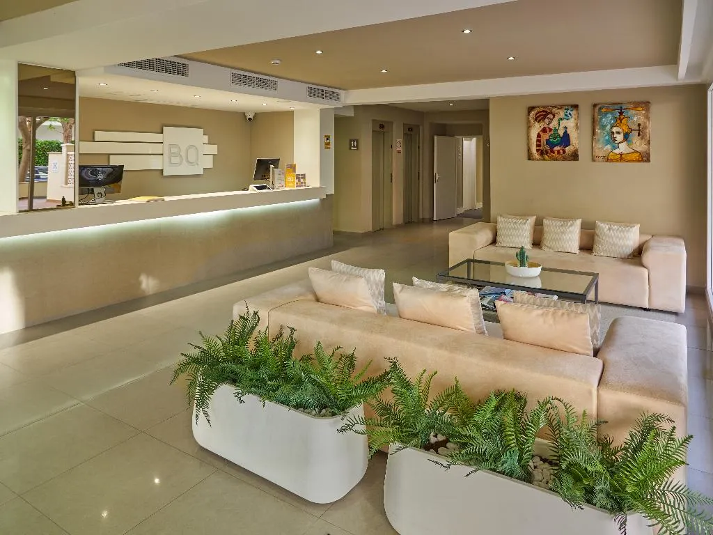 Lobby, BQ Apolo, Majorca