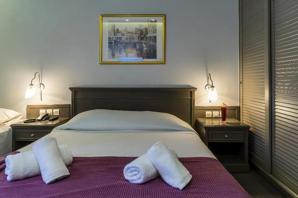 TRIPLE DELUXE Room, Castello City, Crete