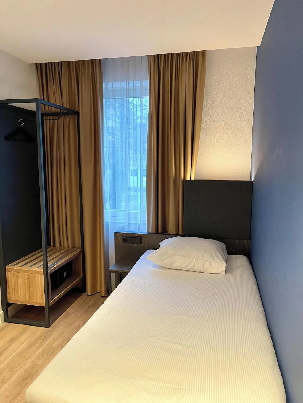Room, OZO Hotels Antares Amsterdam Schiphol Airport, Amsterdam