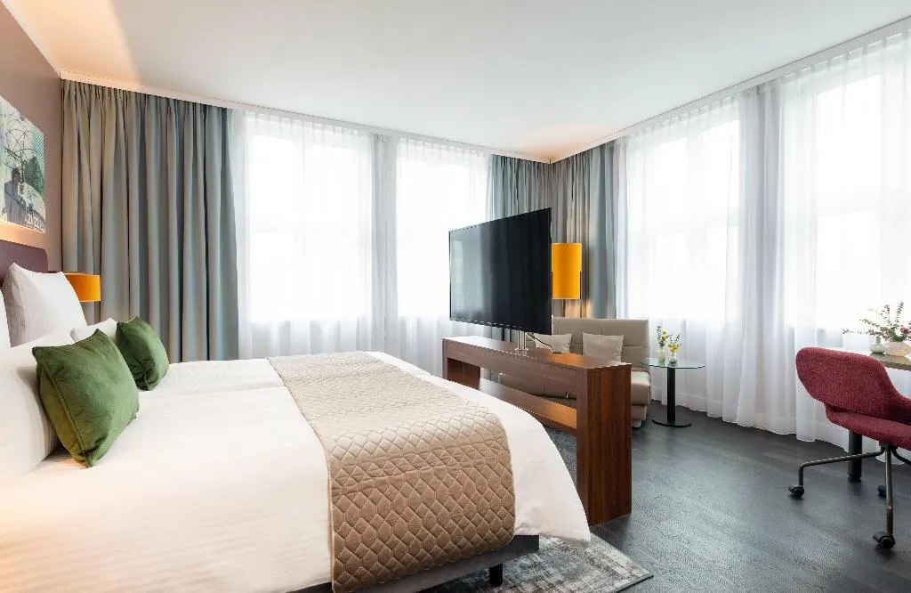 Room, Leonardo Royal Hotel Berlin Alexanderplatz, Berlin