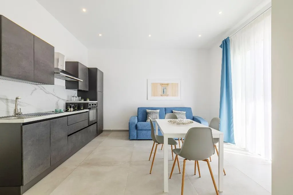 SUITE CLASSIC TWO QUEEN BEDS Room, Case Vacanza Loria, Palermo