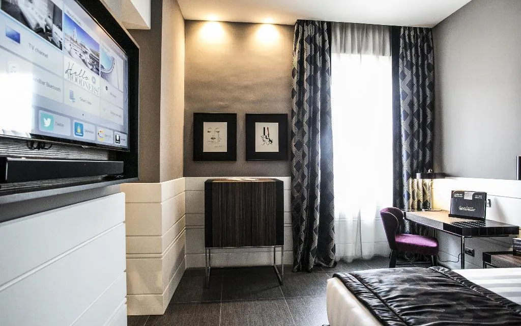 Double or Twin DELUXE Room, The Glam, Rome