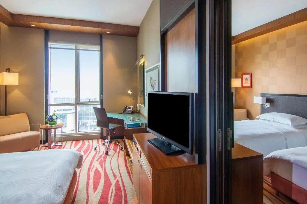 DOUBLE SUPERIOR QUEEN BED Room, Radisson Blu Hotel, Dubai Media City, Dubai