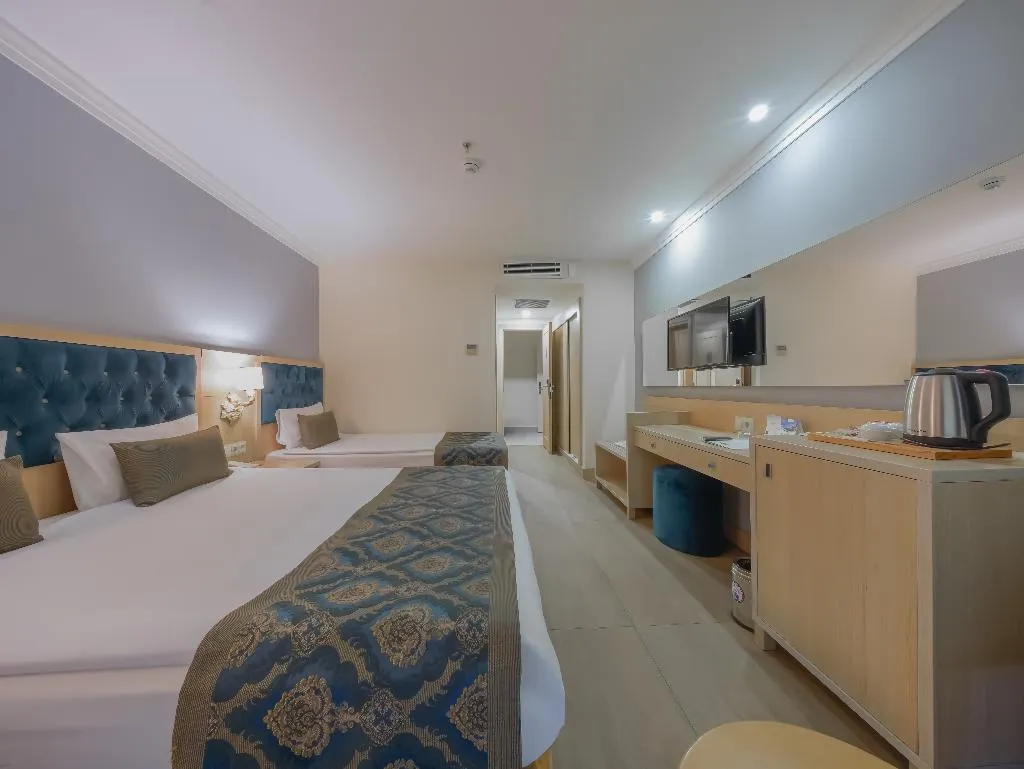 DOUBLE WITH BALCONY Room, Dream World Palace Hotel, Antalya