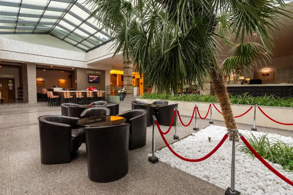 Lobby, Detelina, Varna