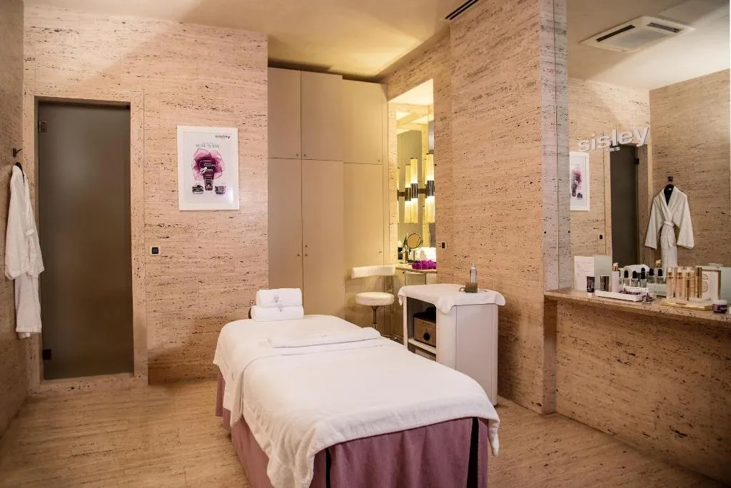 Sports and Entertainment, Park Hyatt Milan, Milan