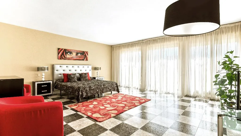 VILLA STANDARD Room, Villa Marina Puerto Banus, Costa Del Sol